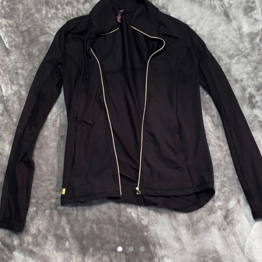 Women’s Black Activewear Jacket